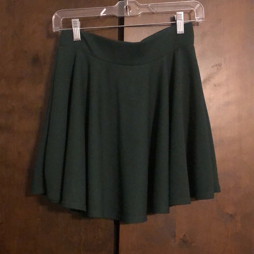 Dark green women’s mini skirt loose midi short comfy thick material